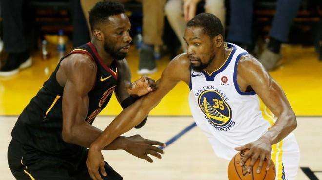 罗伯逊：我们所有人都低于上赛季的标准，萨拉赫也包括在内