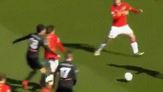 是由守转攻 是由守转攻