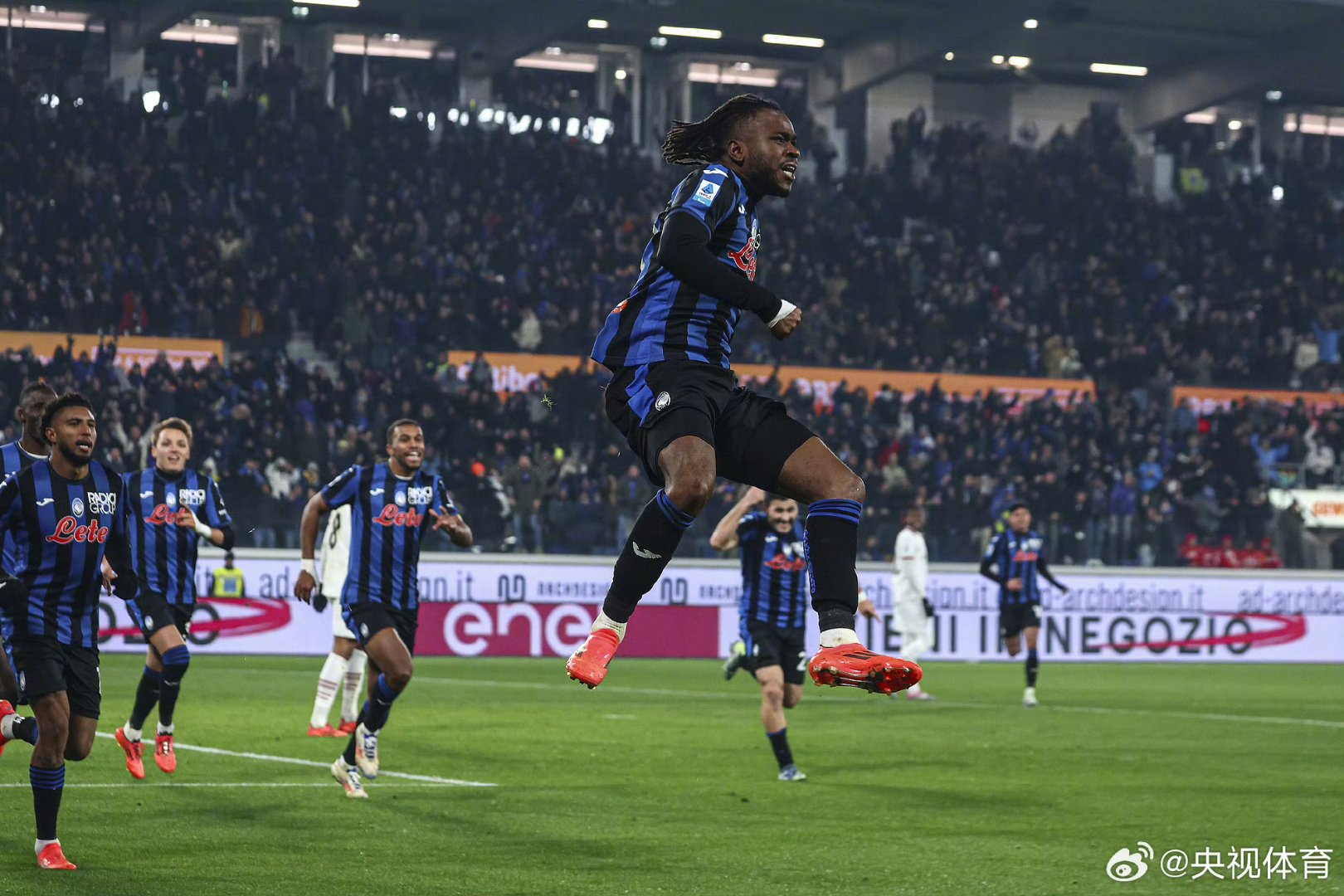 他对足球的 他对足球的