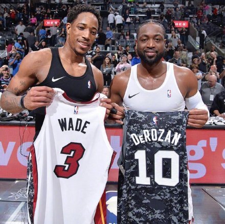 球队走得更 球队走得更